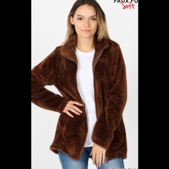 Faux Fur Jacket (1 XL Left) - Picture 5 of 7